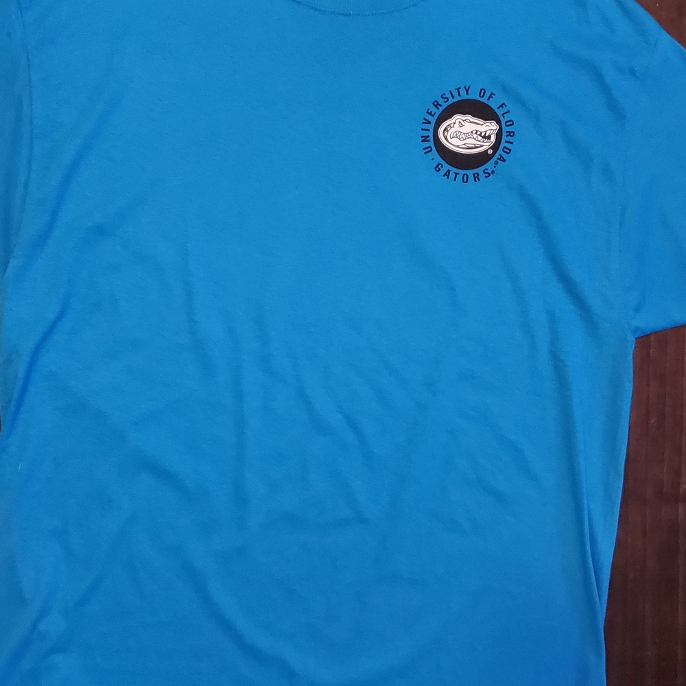 New with tags Florida gator's collegiate woman's T-shirt size XL.